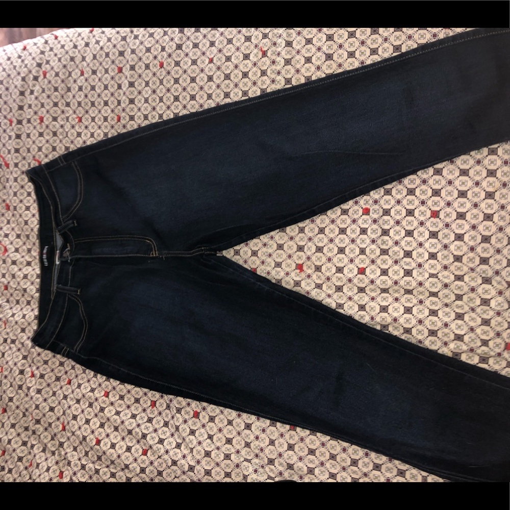 Dark wash Fashion Nova Jeans!!